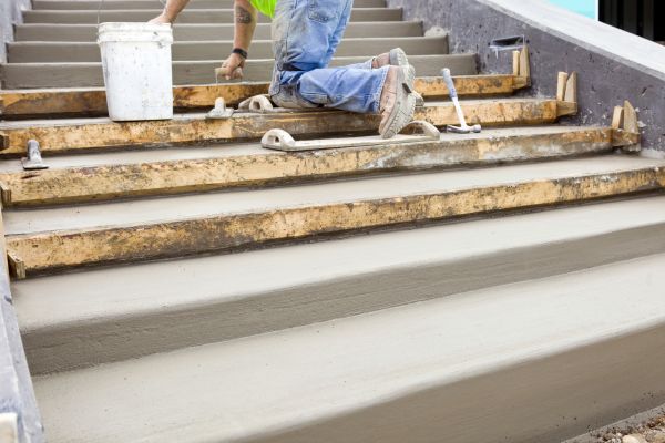 Concrete Steps Pouring in Cedar Rapids