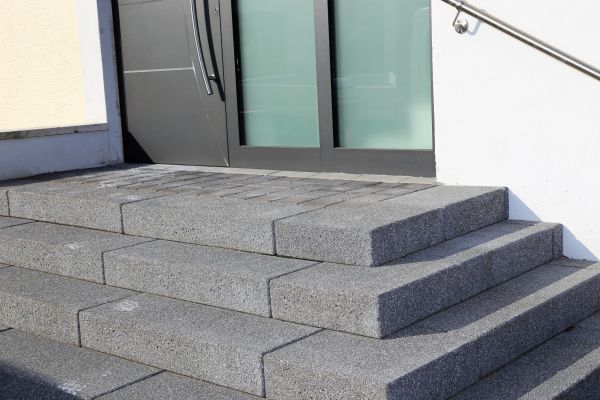 Custom Steps Installation in Cedar Rapids
